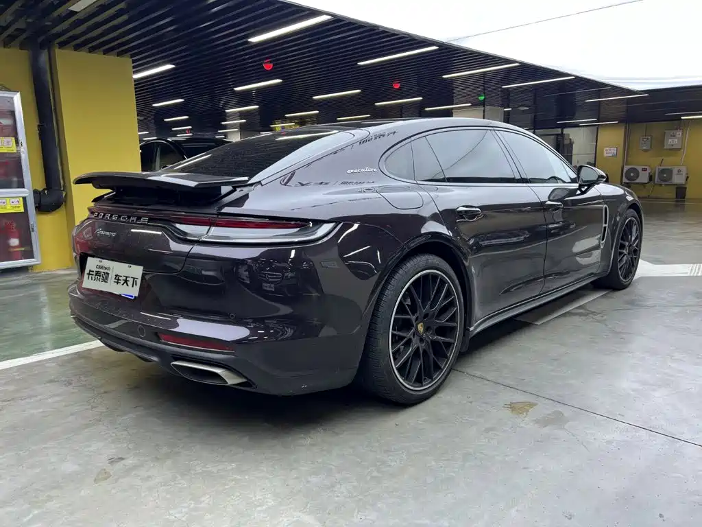 Porsche Panamera — миниатюра 5