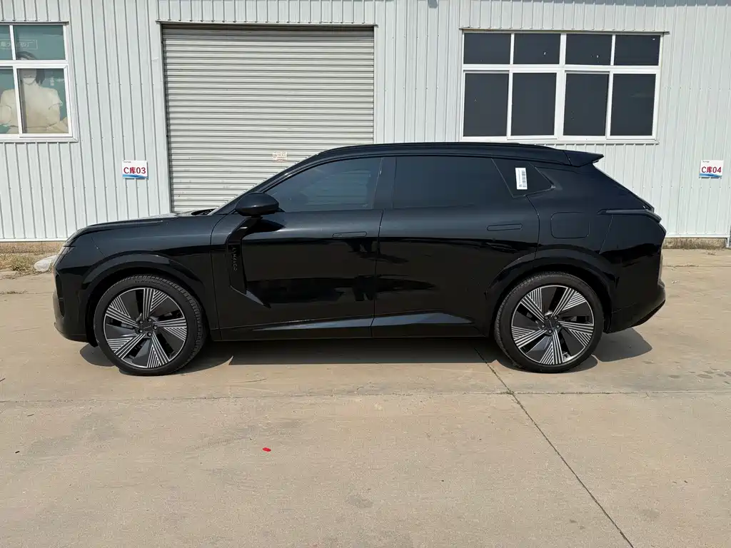 Lynk & Co 08 EM-P — миниатюра 7