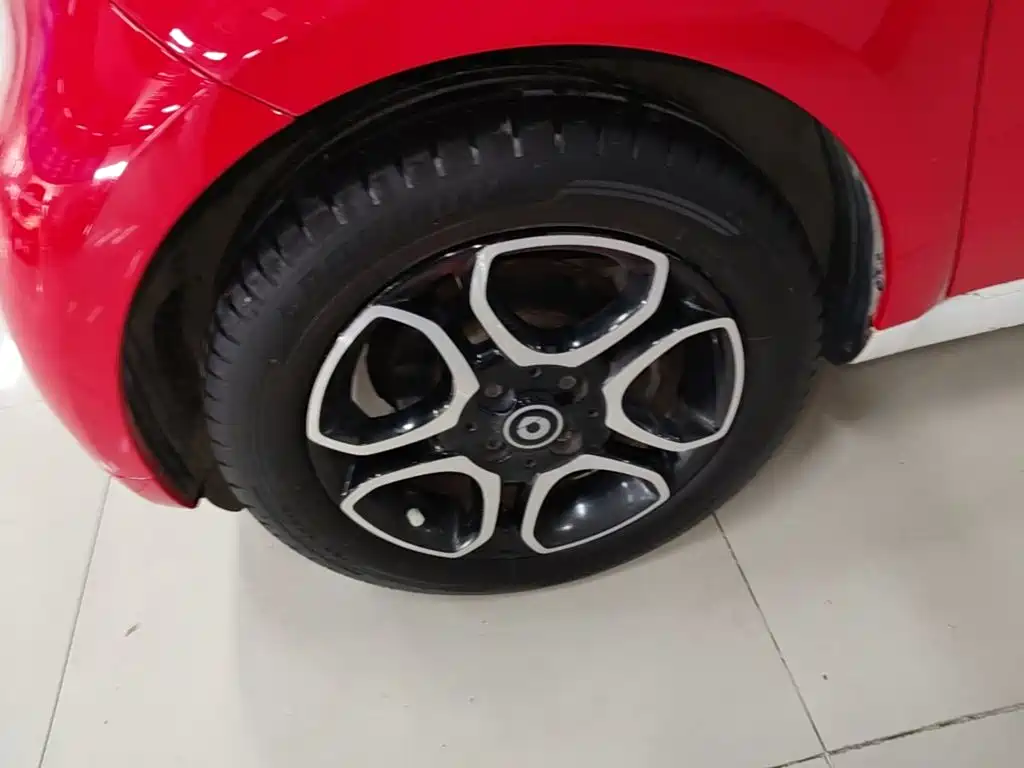 smart Smart Fortwo — миниатюра 23