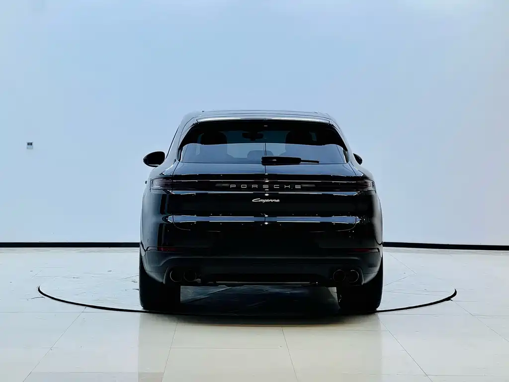Porsche Cayenne Hybrid — миниатюра 14