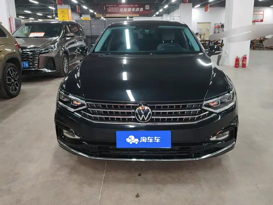 Volkswagen Magotan — миниатюра 2
