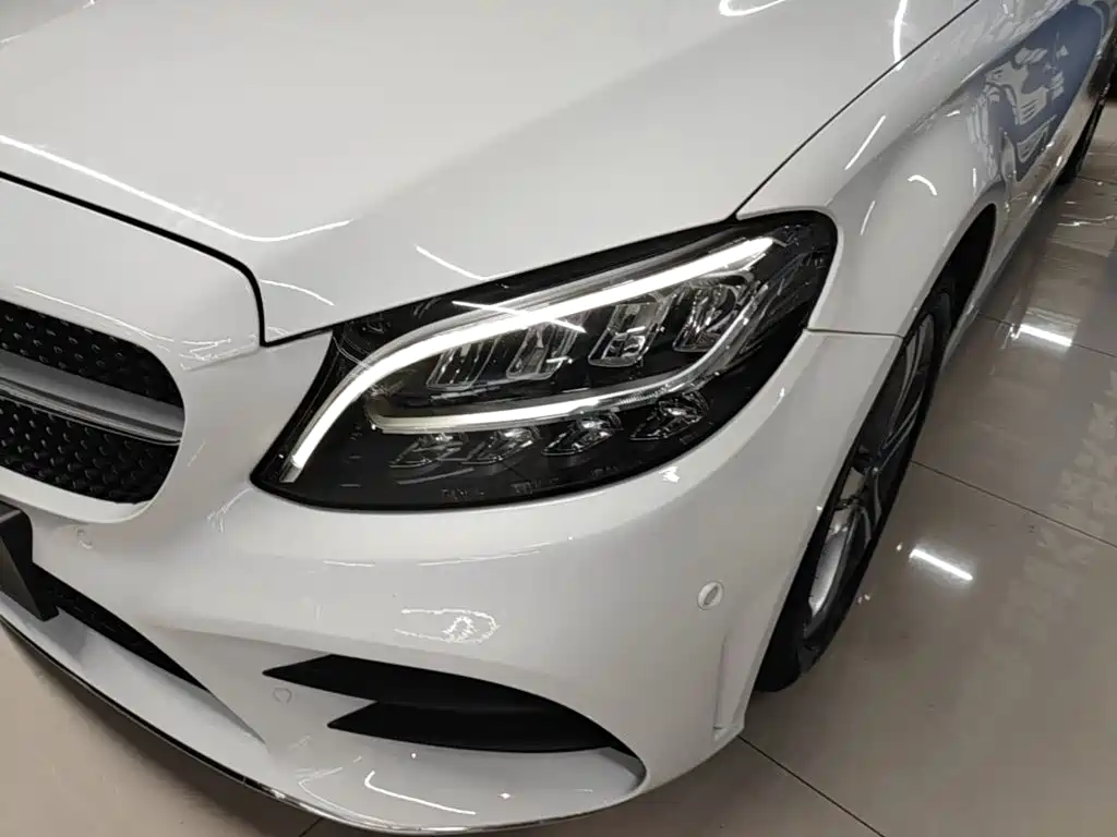 Mercedes-Benz C-Class — миниатюра 24