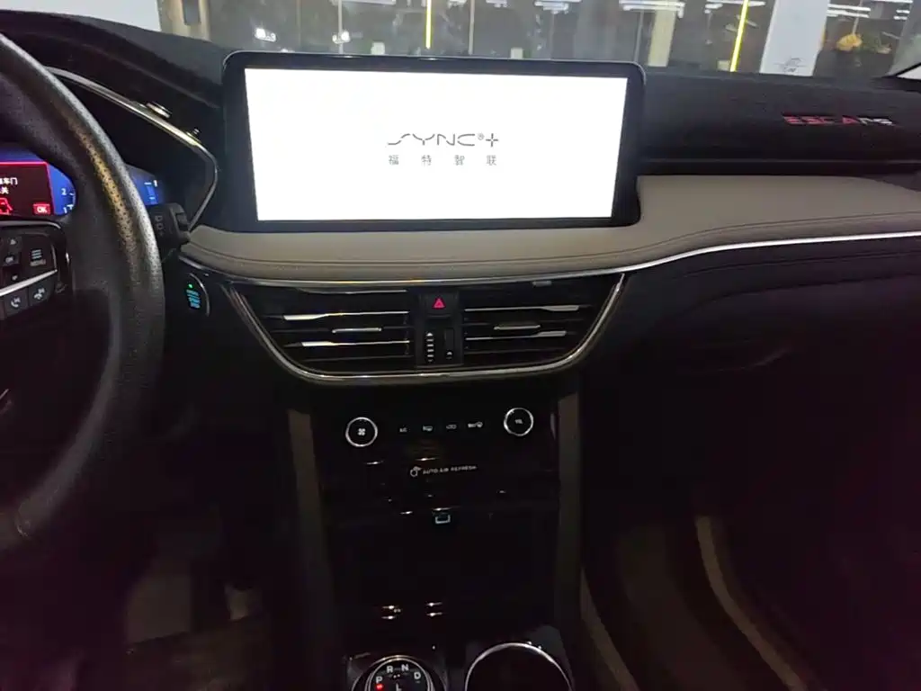 Ford Escape — миниатюра 13