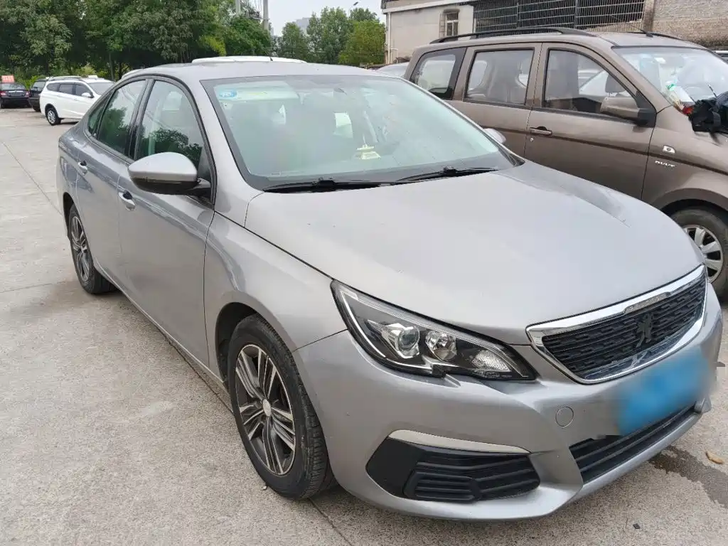 Peugeot 308 — миниатюра 4