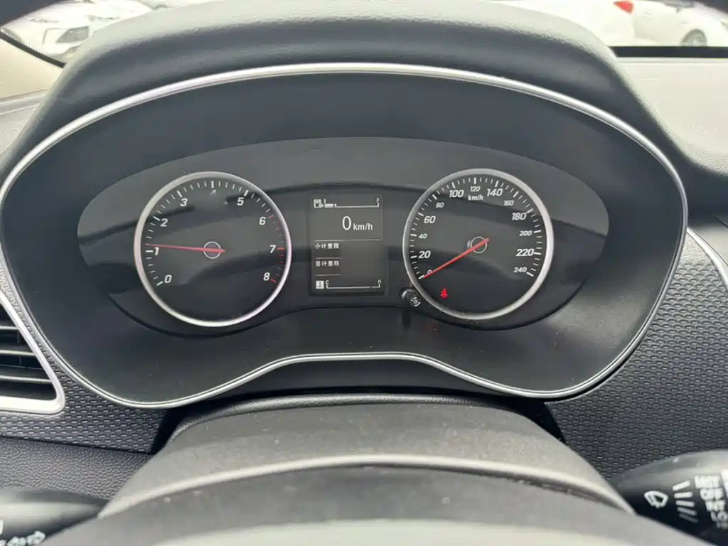 Baojun 730 2021 1.5T MT Fashion 7 мест