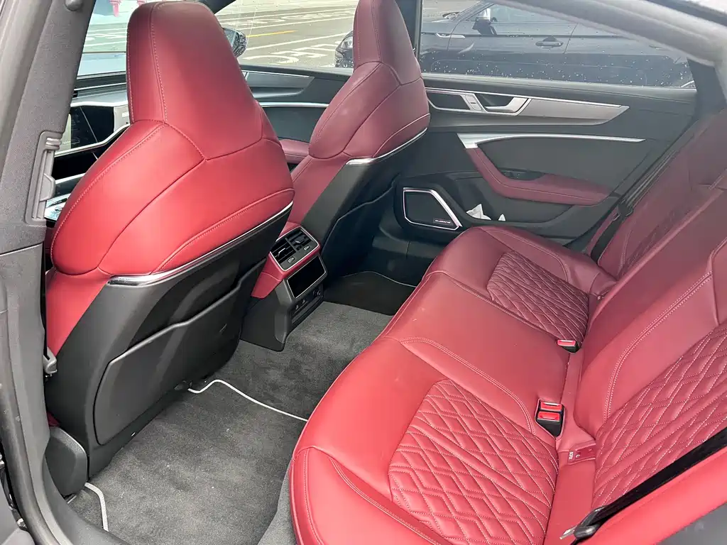 Audi A7L — миниатюра 10