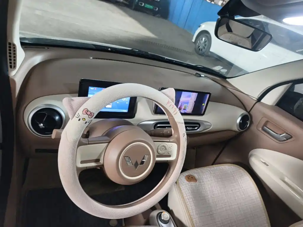Wuling MINIEV — миниатюра 12