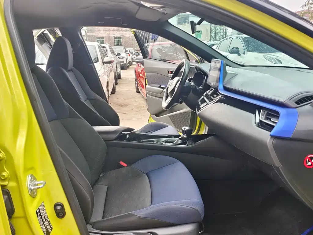 Toyota C-HR — миниатюра 7