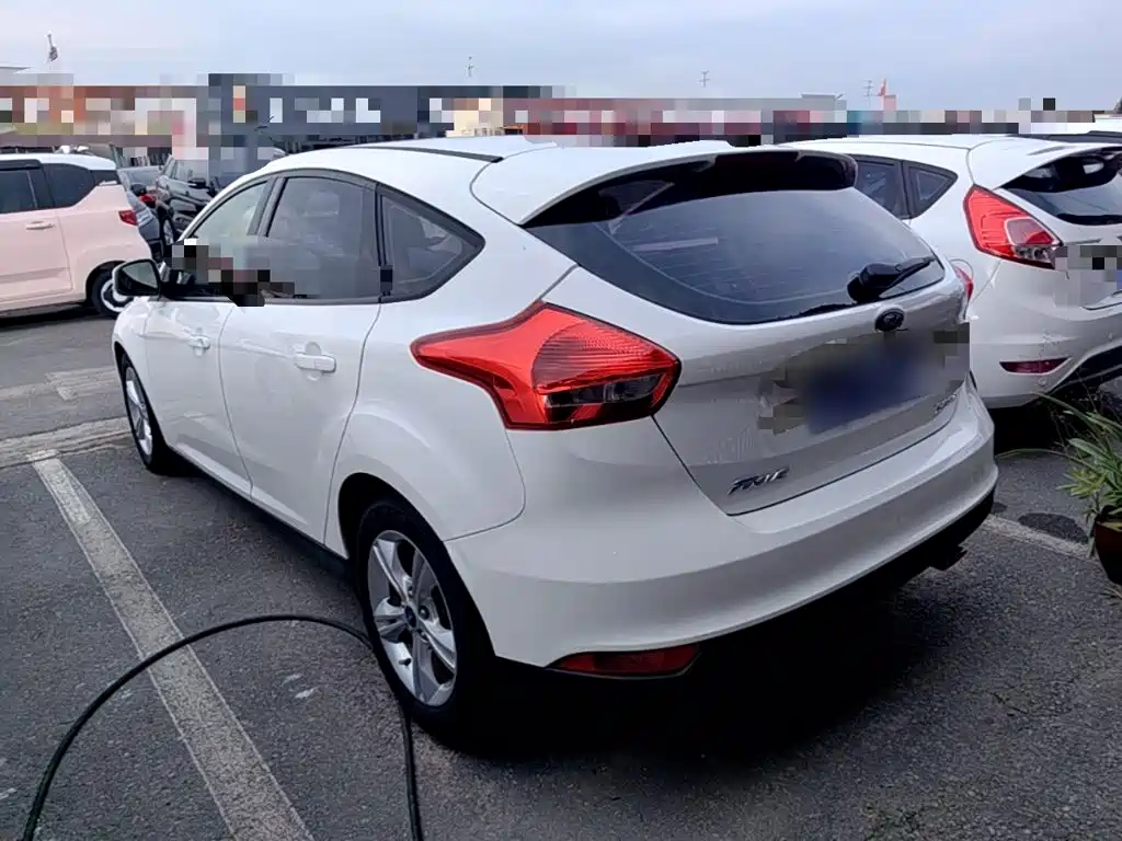 Ford Focus — миниатюра 5
