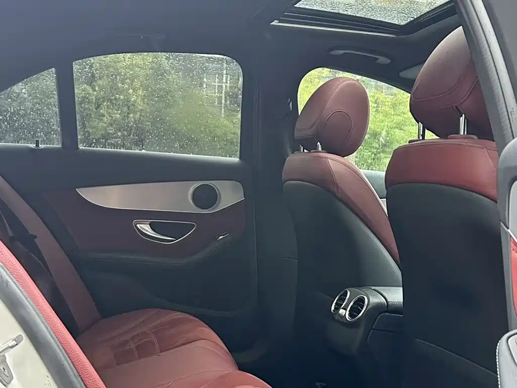 Mercedes-Benz C-Class — миниатюра 15