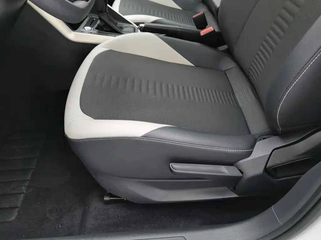 Volkswagen Polo — миниатюра 20