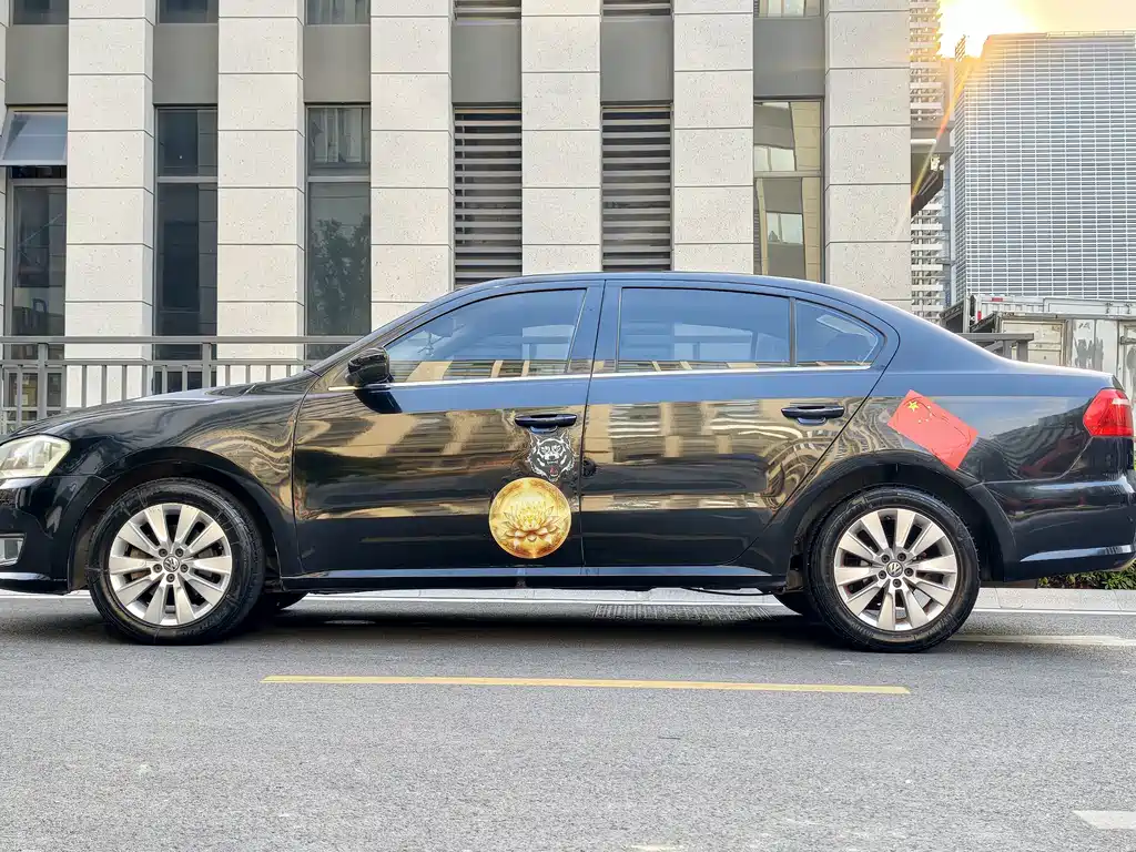 Volkswagen Lavida — миниатюра 2