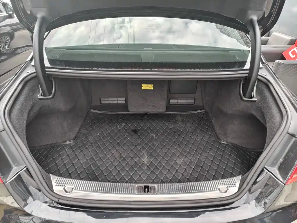 Audi A8 — фотографии объявления, Фото 28