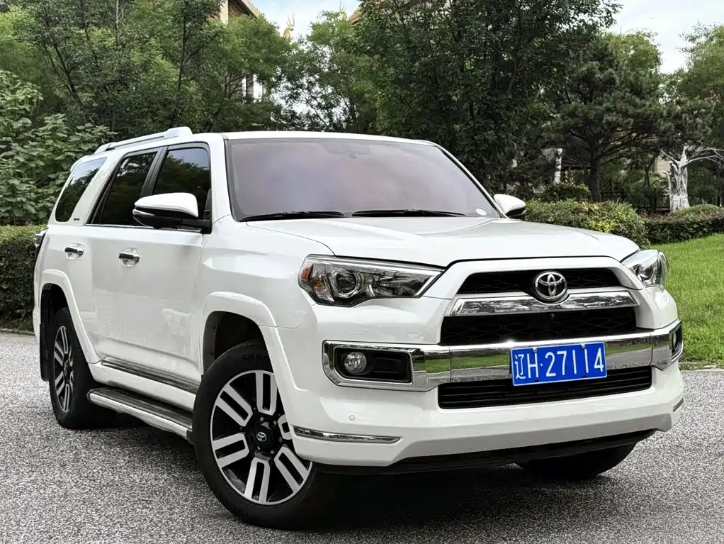 Toyota 4Runner 2021 4.0L AT