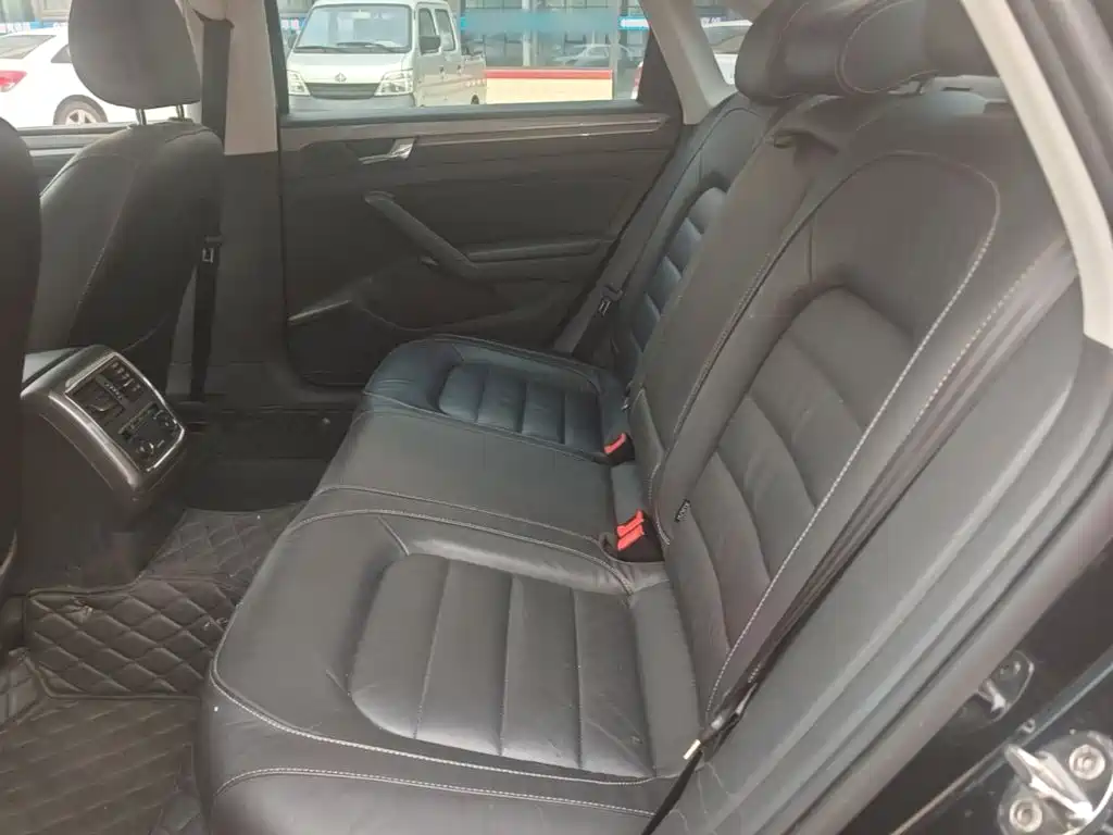 Volkswagen Passat — миниатюра 17