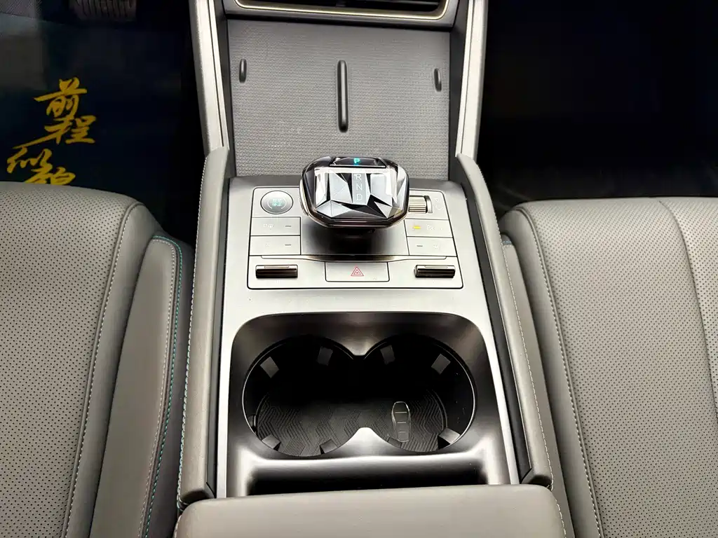BYD Qin L — миниатюра 10