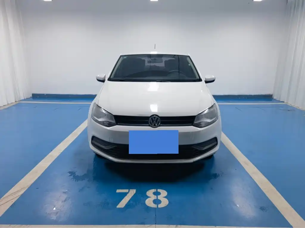 Volkswagen Polo 2016 1.4L MT