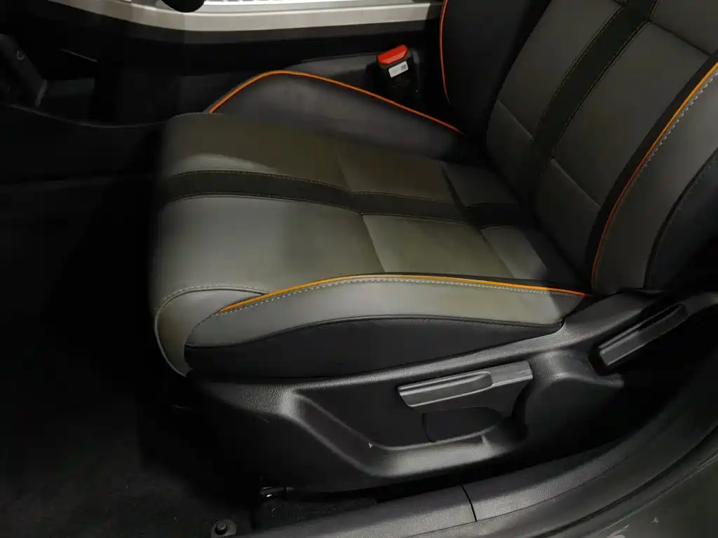 Geely Binyue — миниатюра 20