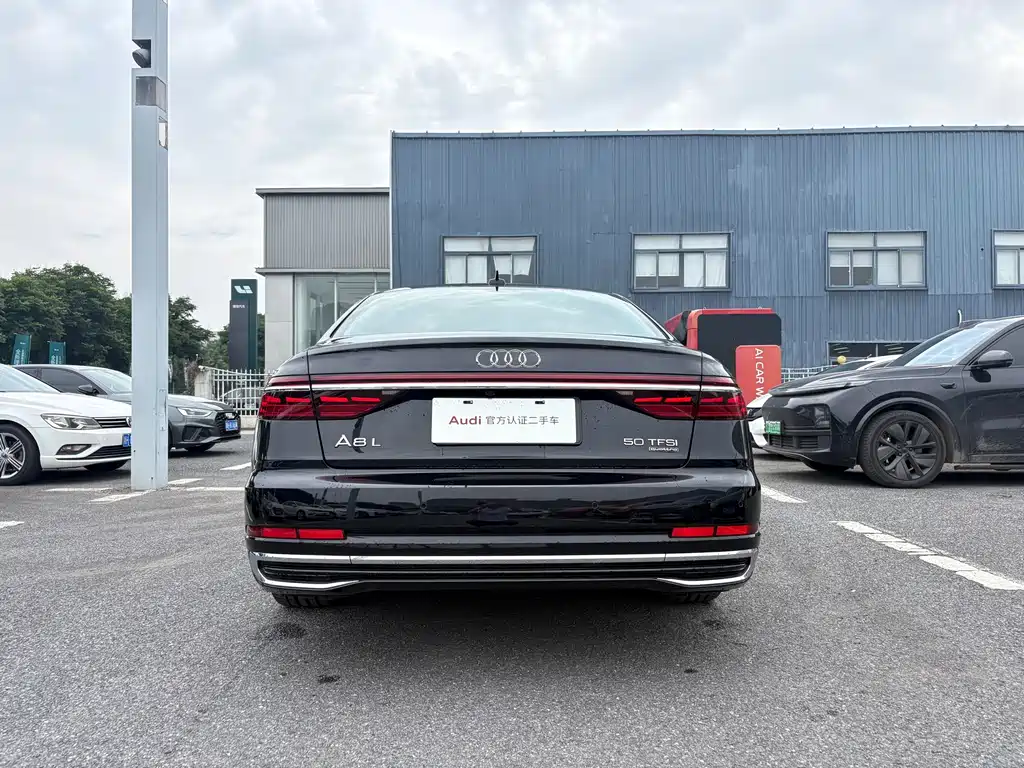 Audi A8 2024 A8L 50 TFSI quattro