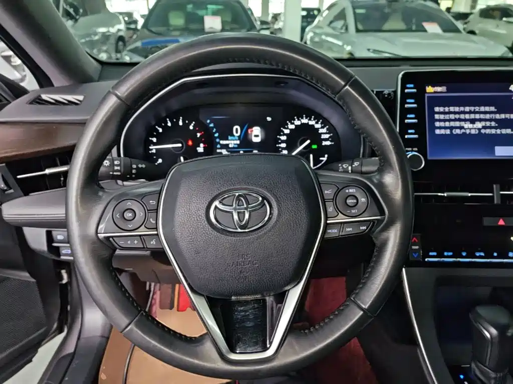Toyota Avalon — миниатюра 11