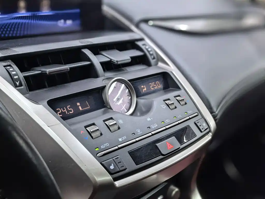 Lexus NX — миниатюра 18