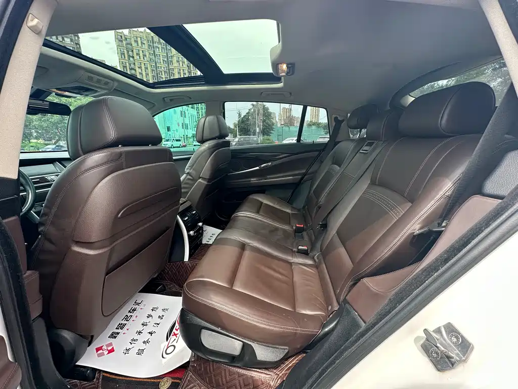 BMW 5 Series GT 5 GT 2014 528i Luxury
