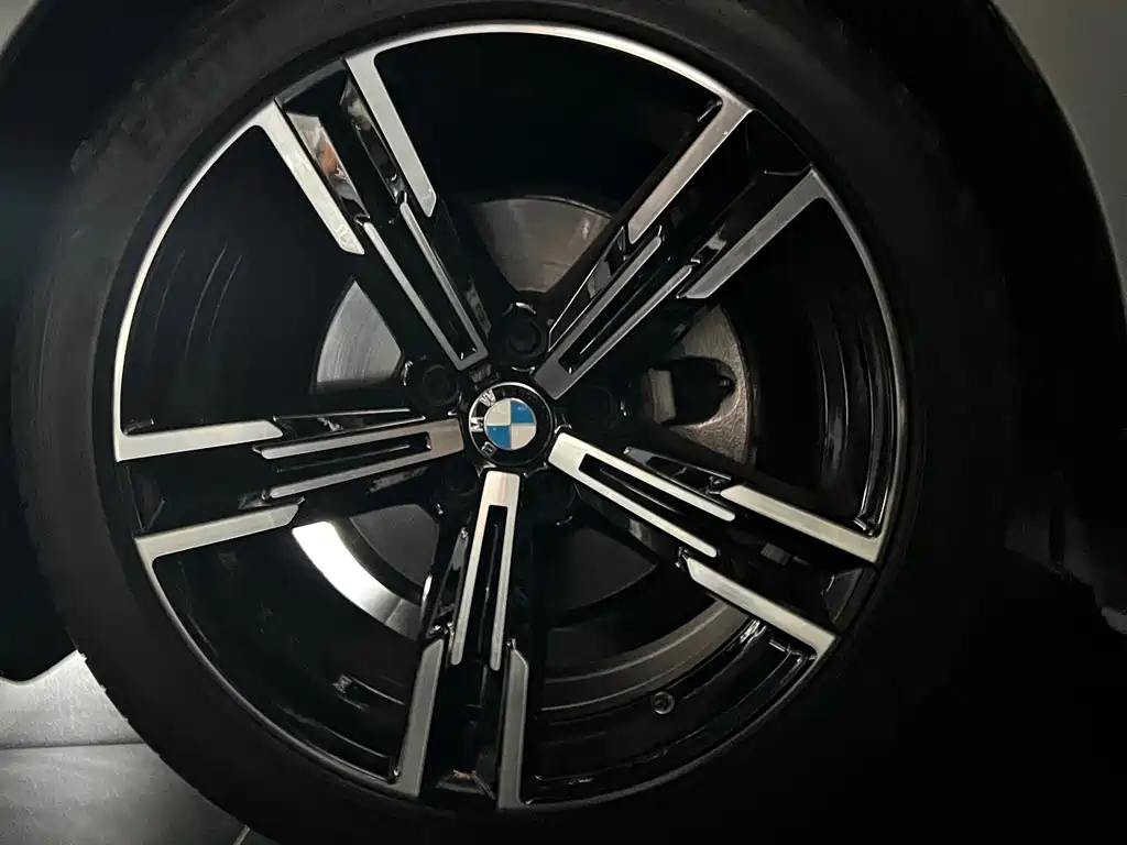 BMW 4 Series — миниатюра 4