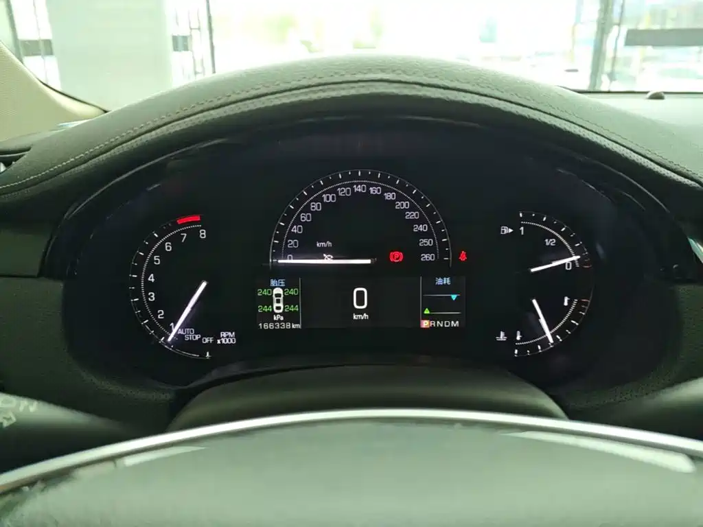Cadillac XTS — миниатюра 12