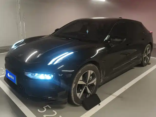 Zeekr 001