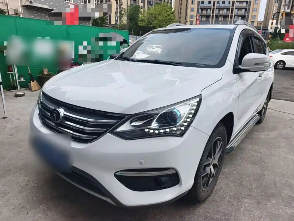 BYD Song — миниатюра 2