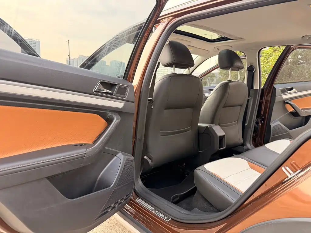 Volkswagen Cross Lavida — миниатюра 19