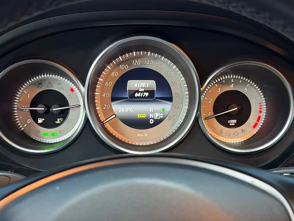Mercedes-Benz CLS — миниатюра 12
