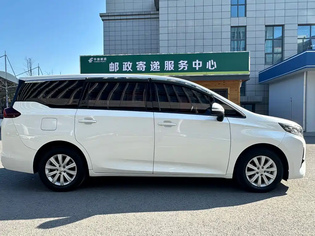 GAC TRUMPCHI M6