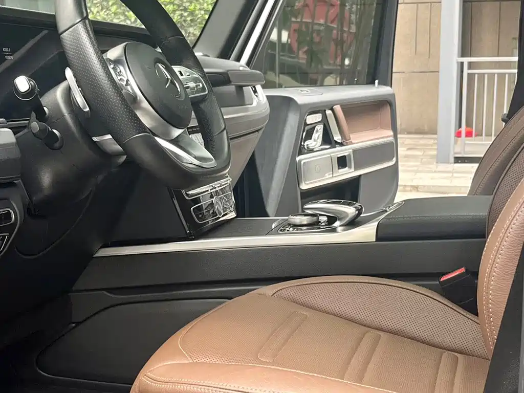 Mercedes-Benz G-Class — миниатюра 12
