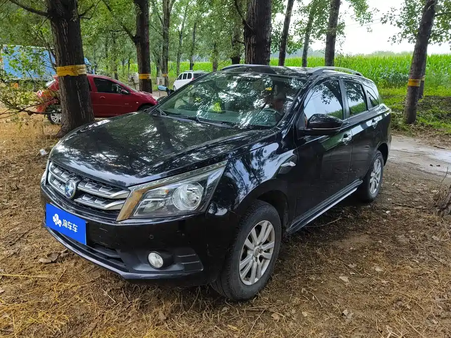 Venucia T70
