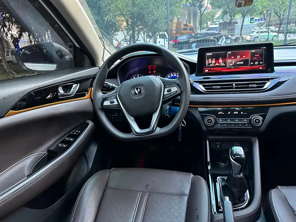 Changan Eado DT — миниатюра 12