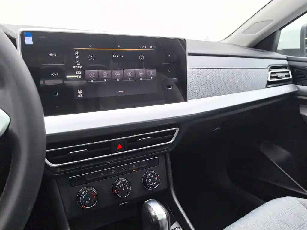 Volkswagen Lavida — миниатюра 12