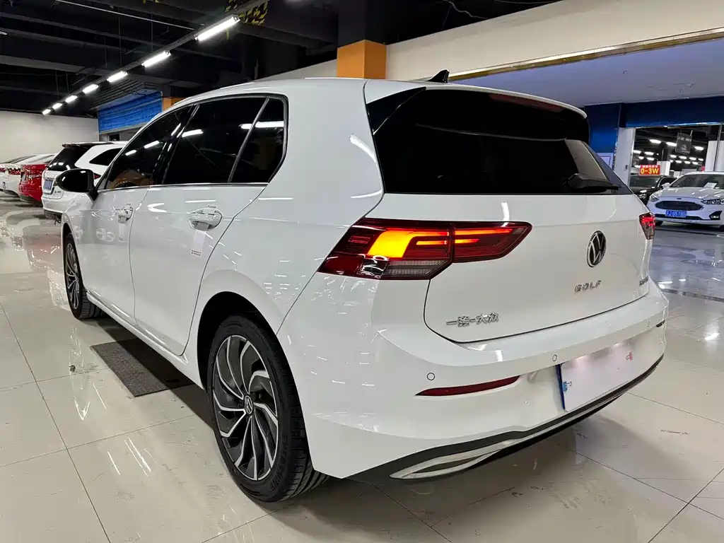 Volkswagen Golf 2023 280TSI DSG Pro