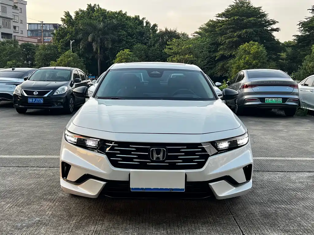 Honda Accord 2025 Sport 260TURBO Luxury