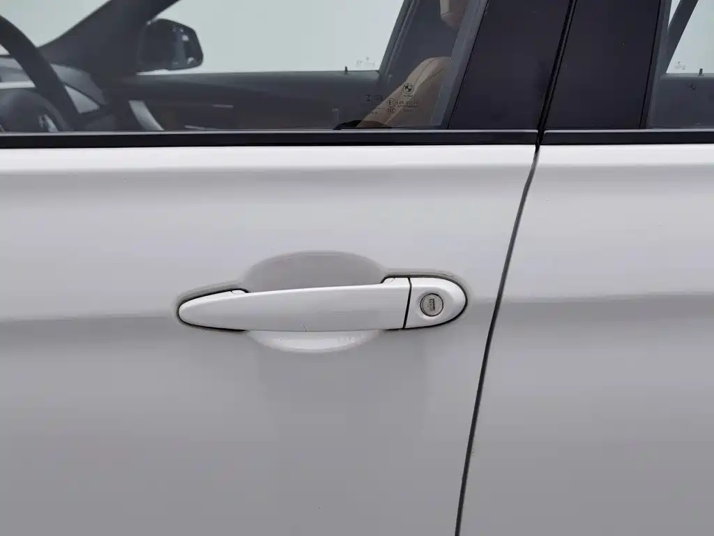 BMW 3 Series — миниатюра 18