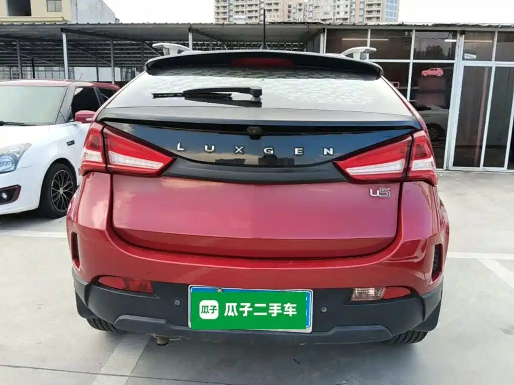 Luxgen U5 SUV — миниатюра 6