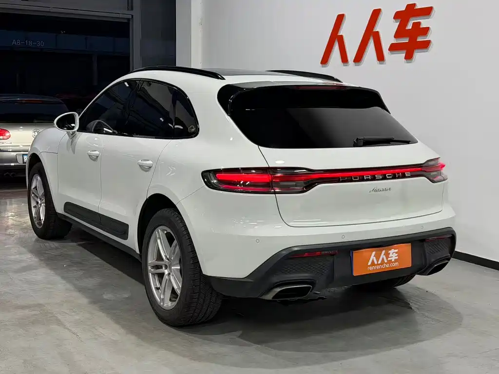 Porsche Macan — миниатюра 20