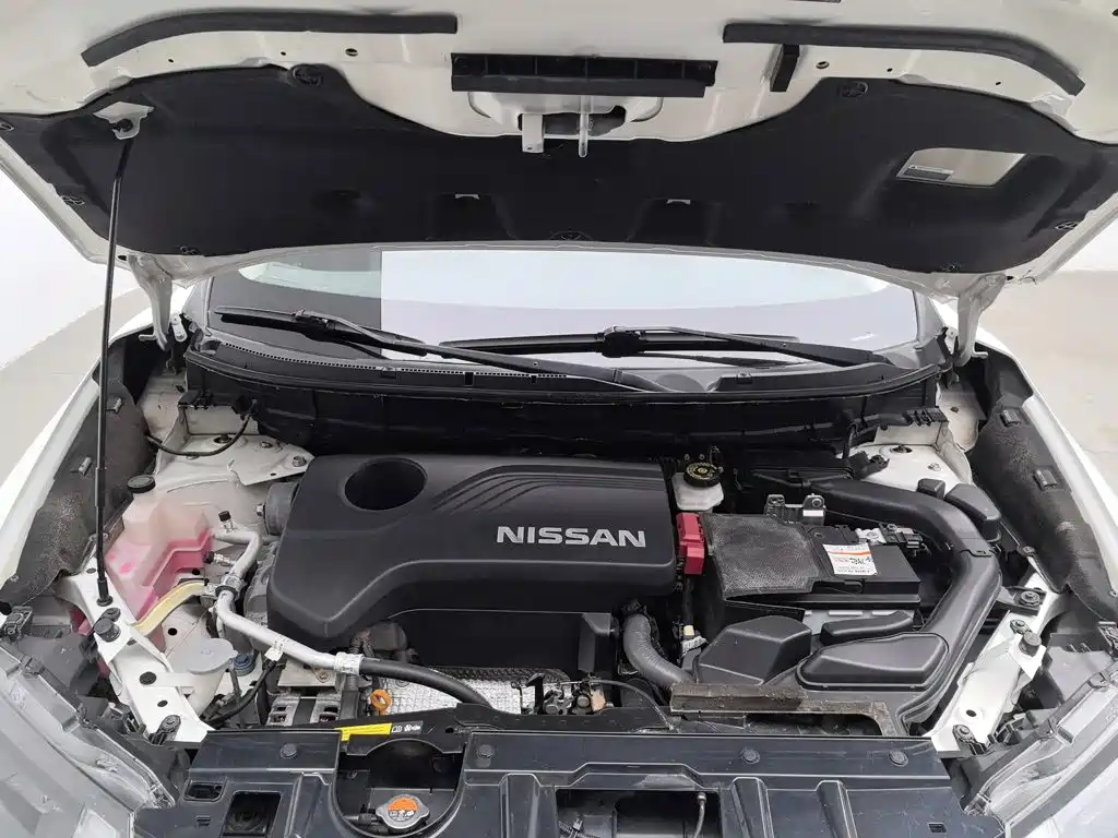 Nissan X-Trail — миниатюра 6