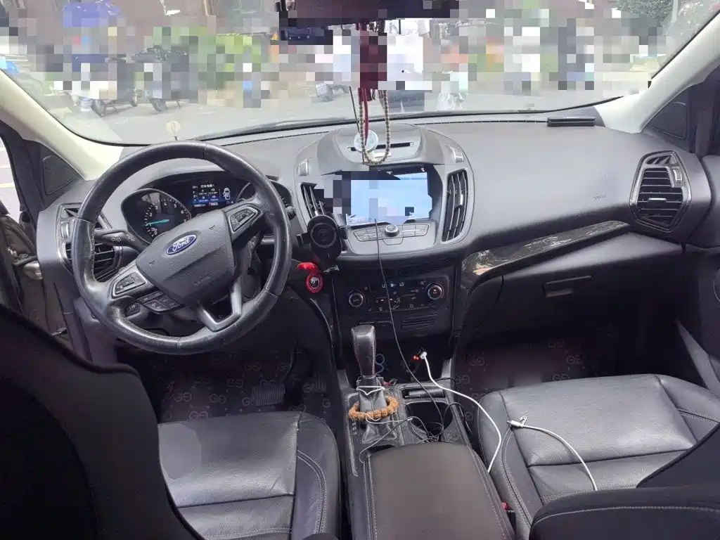 Ford Kuga — миниатюра 6