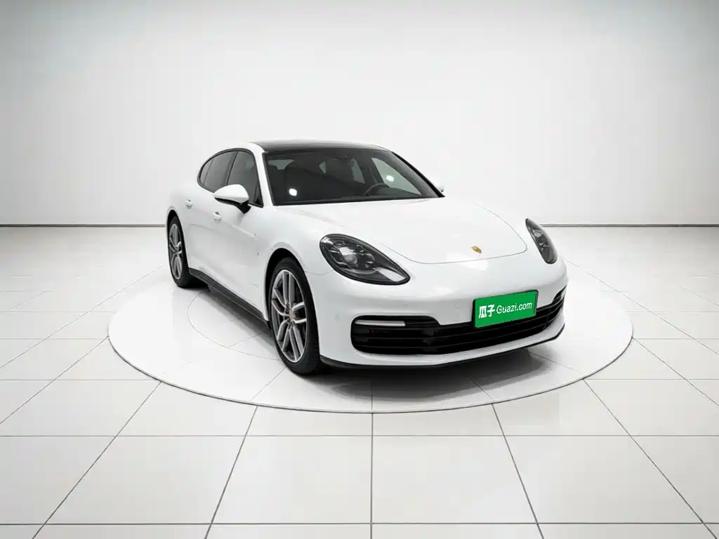 Porsche Panamera — миниатюра 3