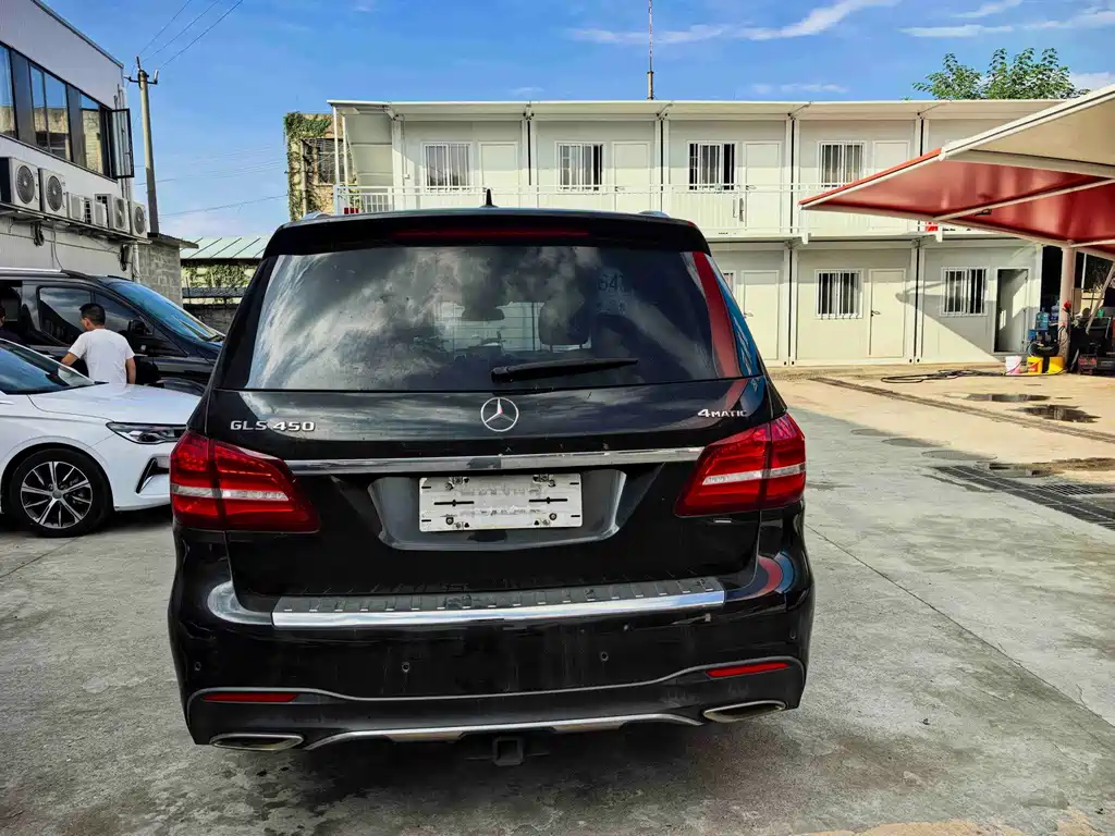 Mercedes-Benz GLS — миниатюра 7