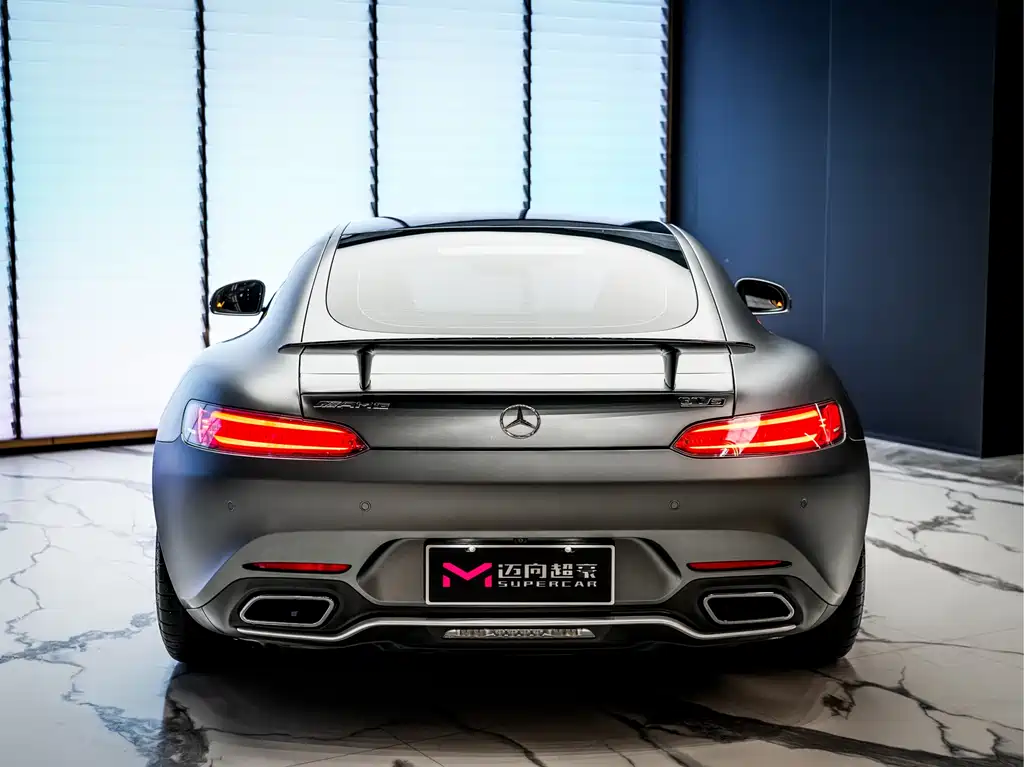 MERCEDES-BENZ AMG GT