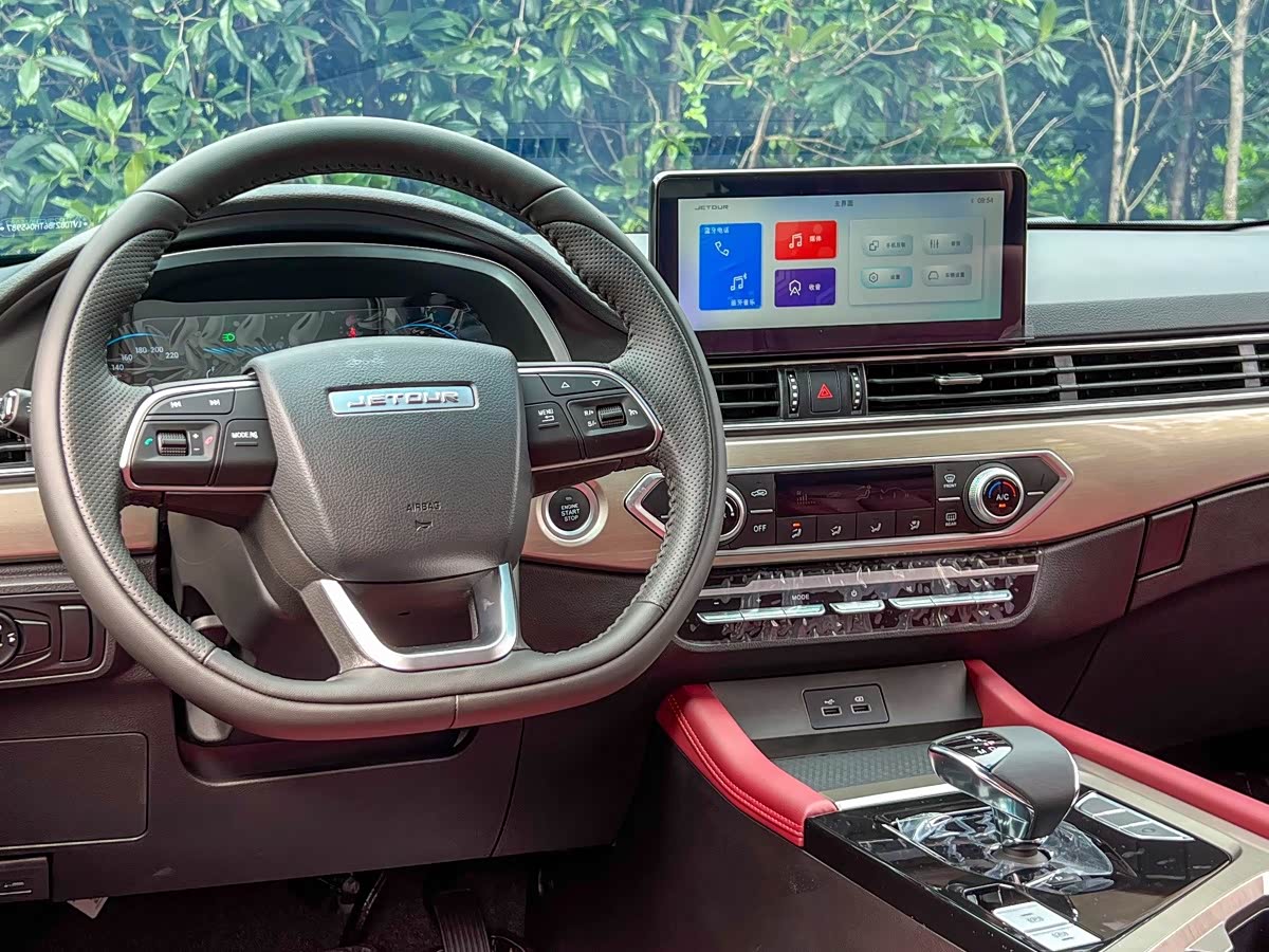 Jetour Jetour X70 1.5 л 2026 г. Чёрный, пробег 100 км