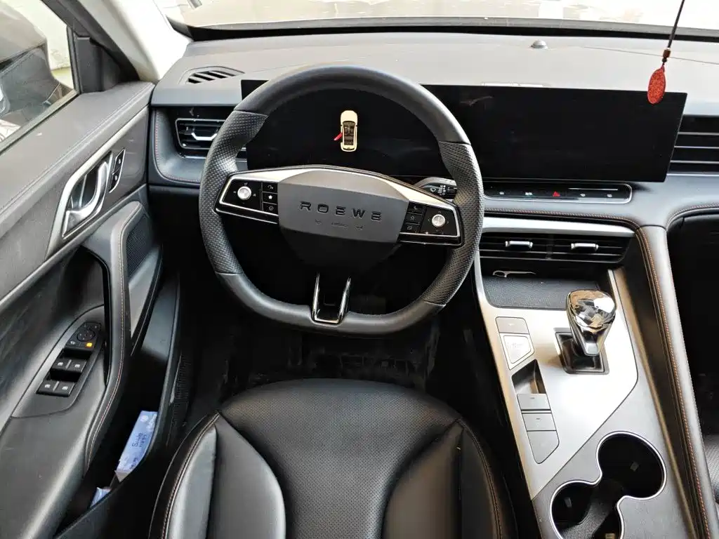 Roewe RX5 New Energy — миниатюра 3