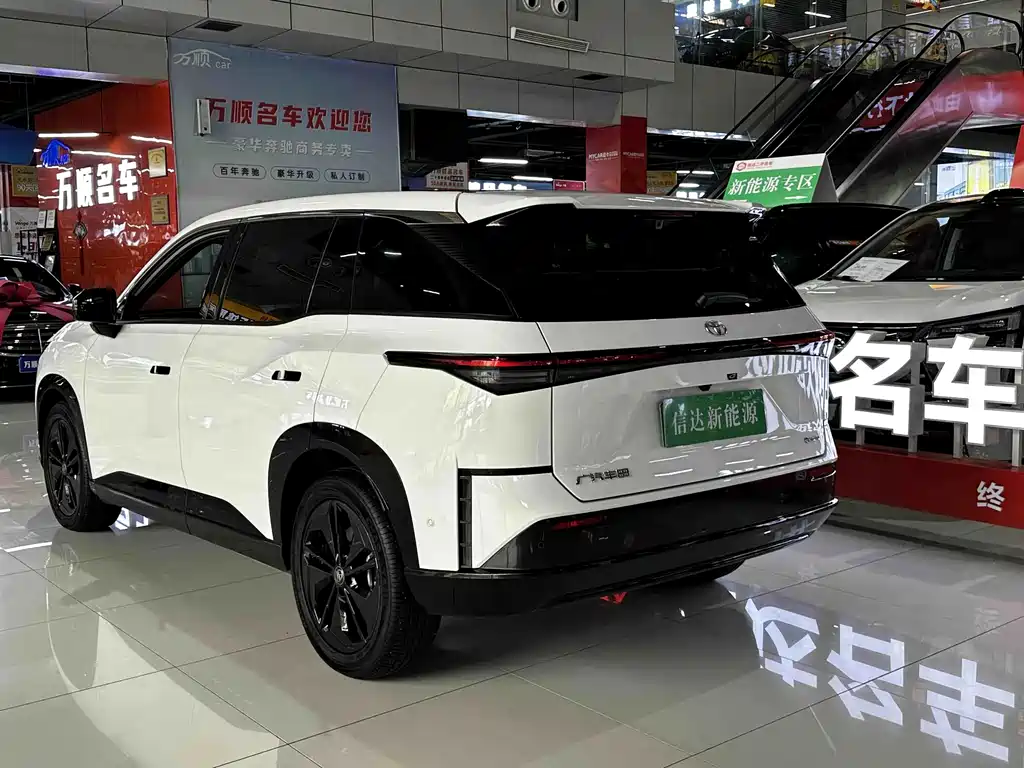 Toyota bZ3X — миниатюра 5